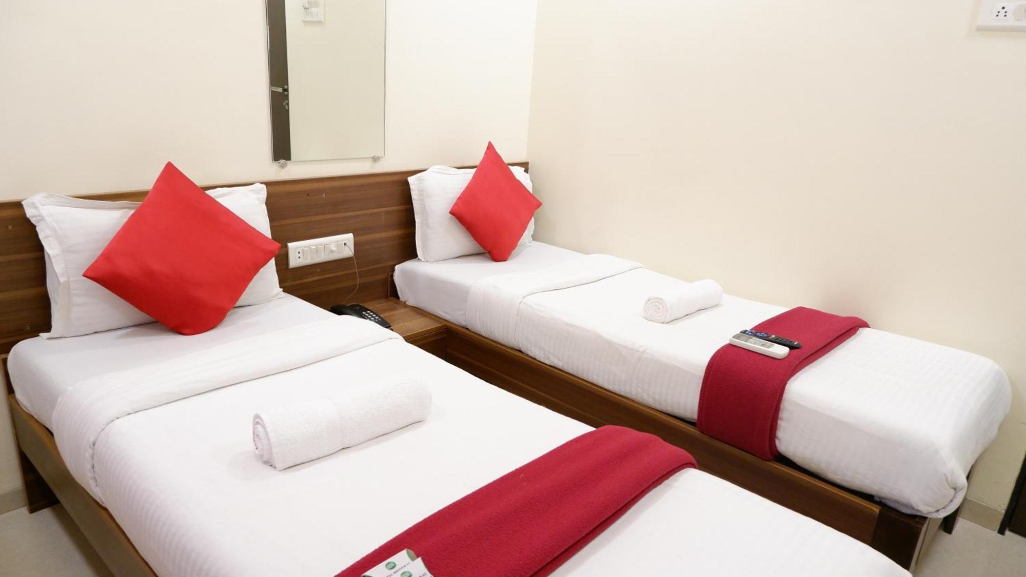 Hotel Briteway Mumbai Ngoại thất bức ảnh