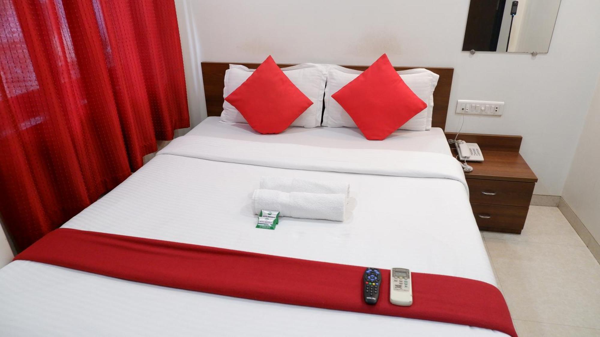 Hotel Briteway Mumbai Ngoại thất bức ảnh