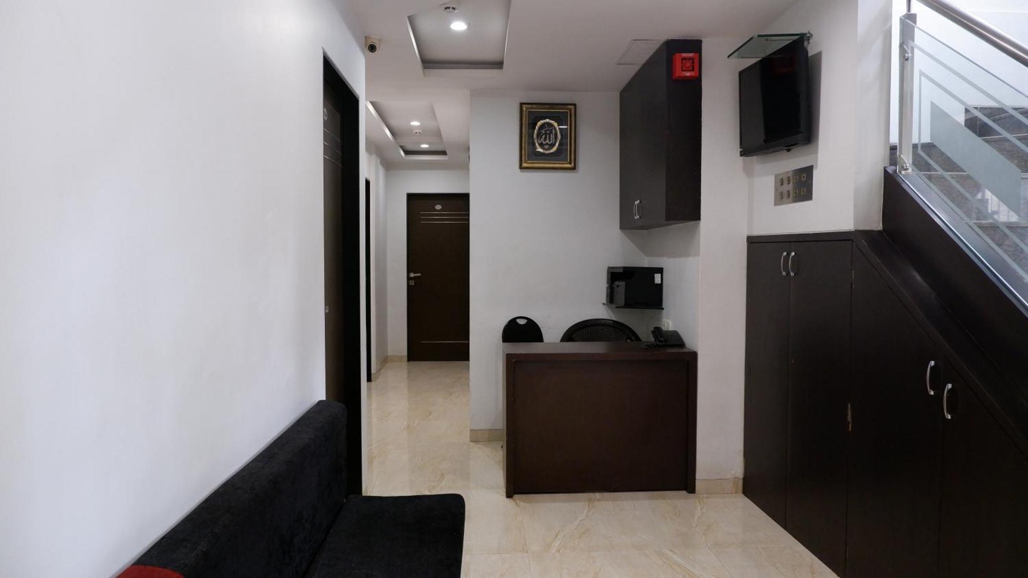 Hotel Briteway Mumbai Ngoại thất bức ảnh